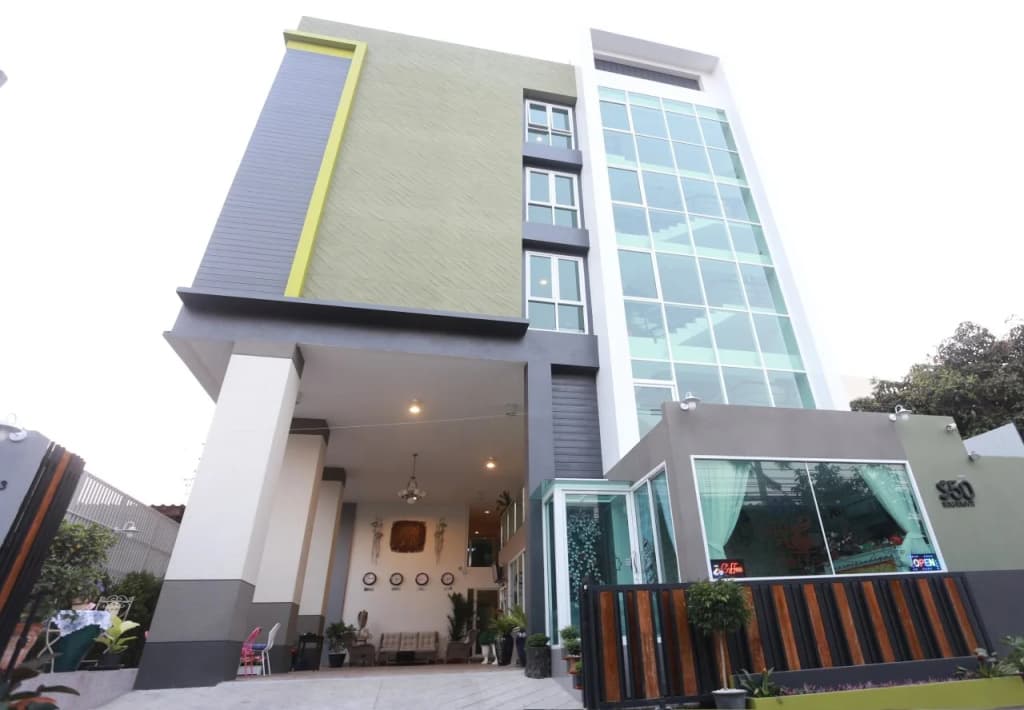 S50 Sukhumvit Hotel - photo 17