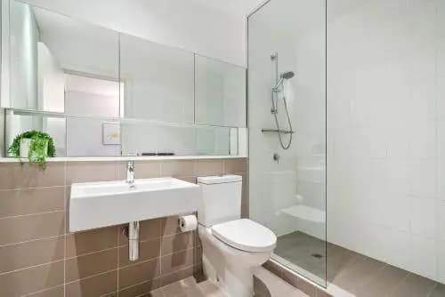 Complete Host Leopold Apartments - photo 9