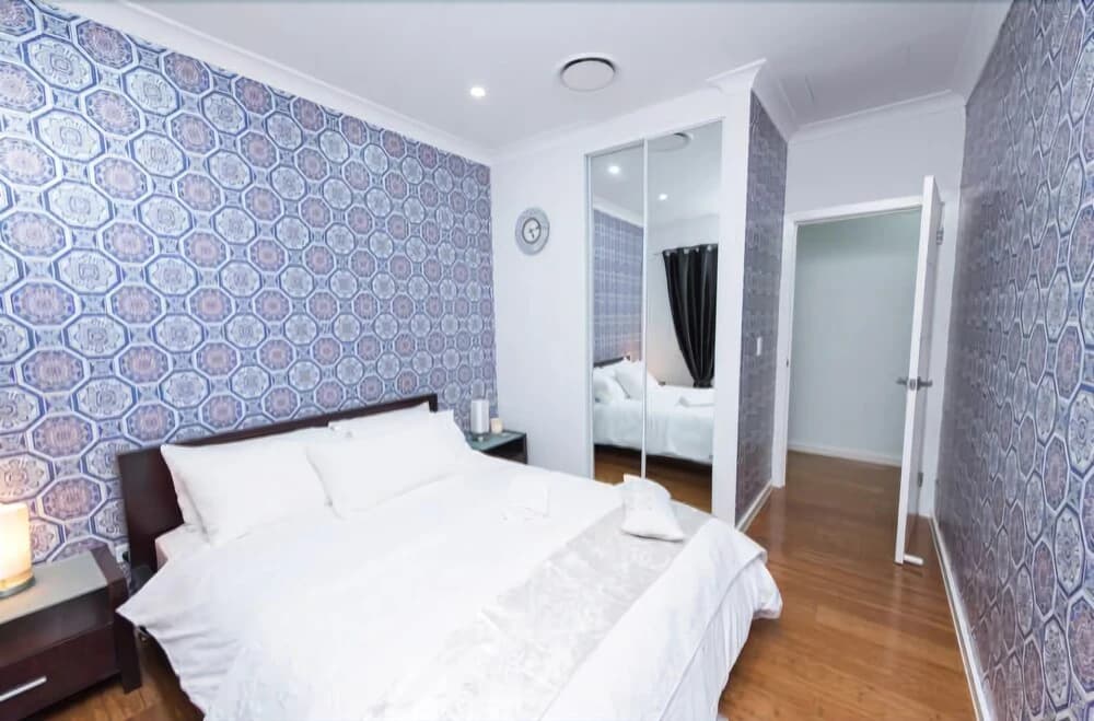 Guildford villa - photo 6