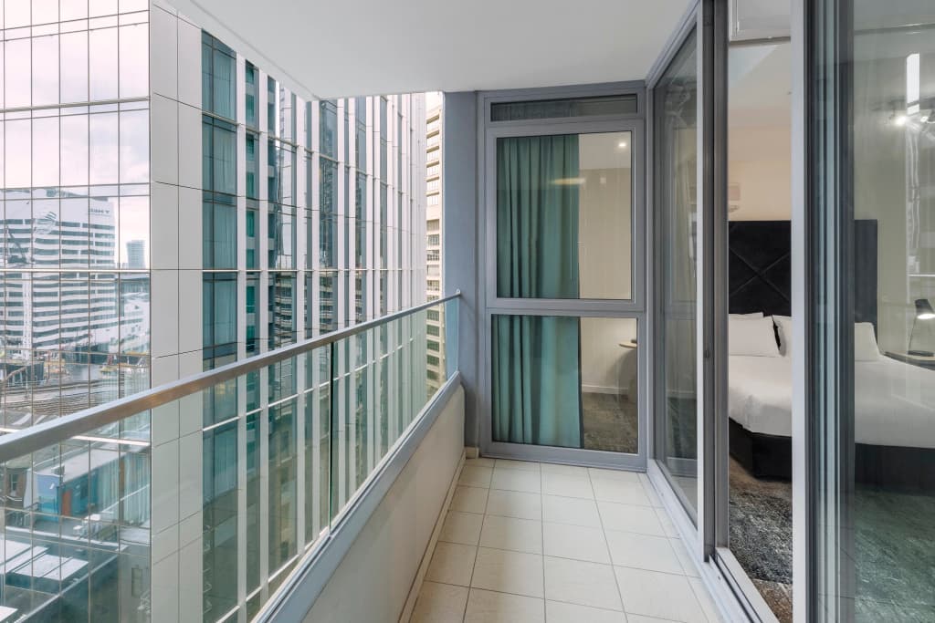 Brady Apartment Hotel Flinders Street Hotel - photo 8
