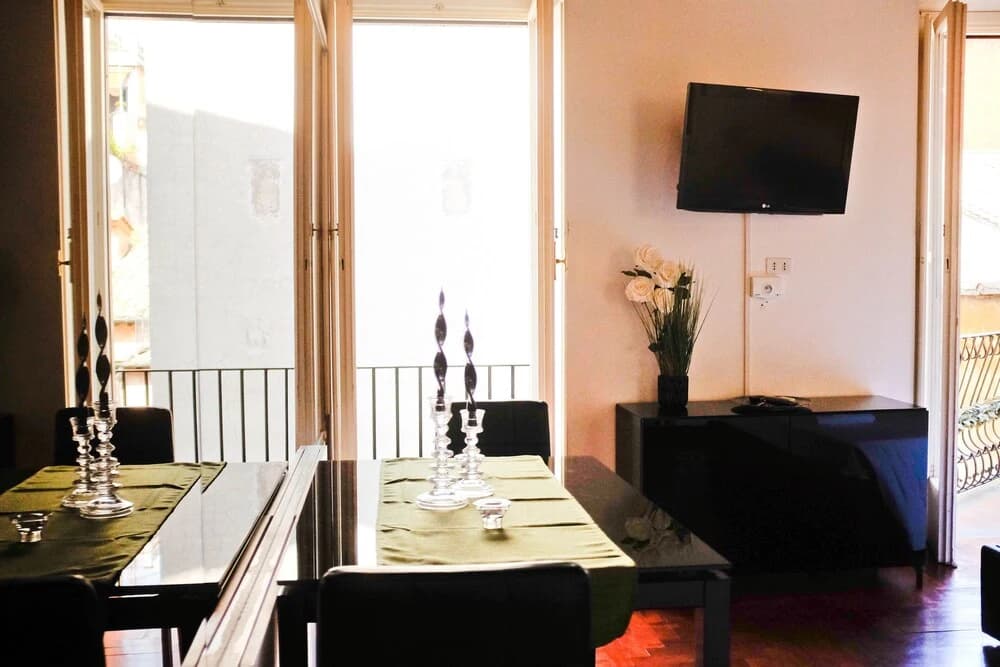 Spanish Steps Studio - photo 17