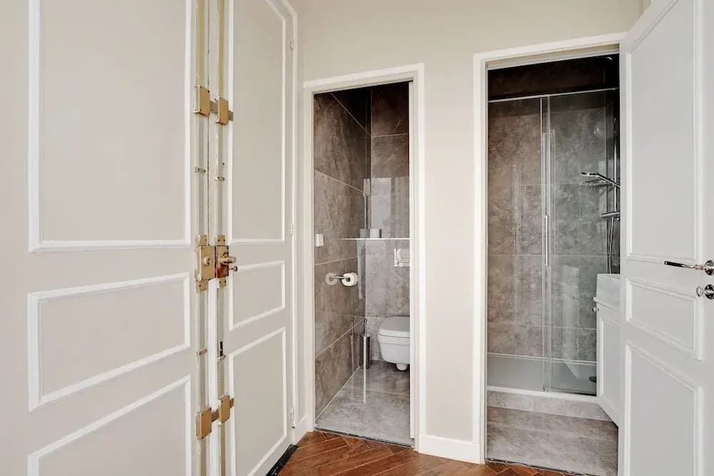 Charming Apartment - 1br/4p - Place Victor Hugo - photo 8