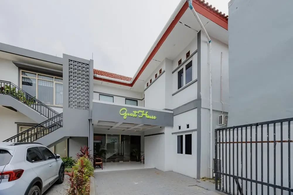 Urbanview Hotel Yampi TB Simatupang - photo 3