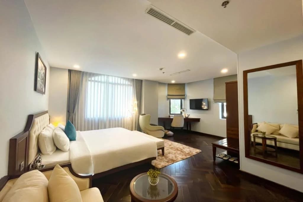 Happy Life Grand Hotel & Sky Bar - photo 6