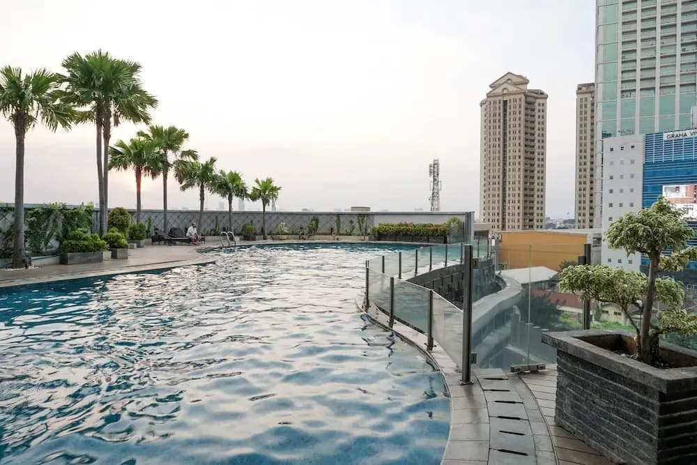 Spacious 2BR Apartment at GP Plaza - photo 29