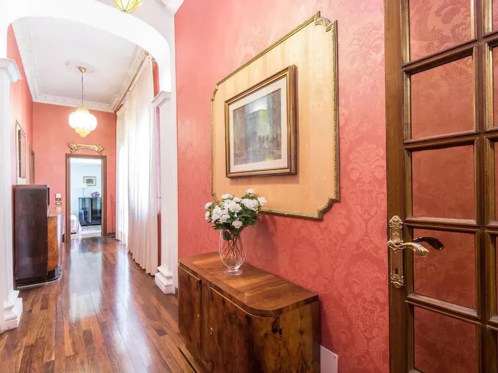 RSH Spanish Steps Luxury Apartment - photo 30