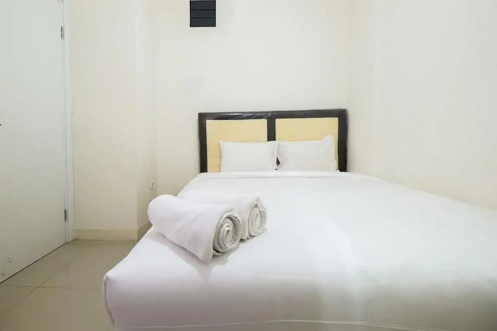 Comfortable 2BR Green Pramuka Apartment - photo 6