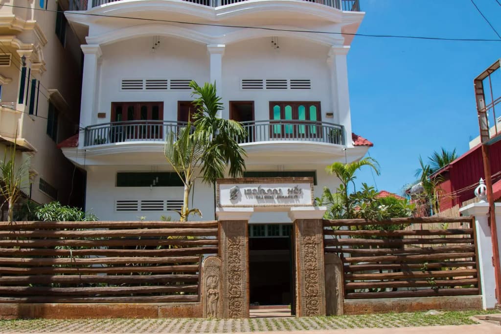 Channel Angkor Hostel - photo 1