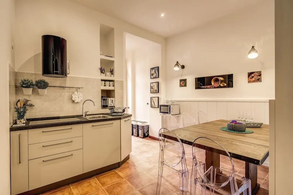 Spanish Steps Miracle Suite - photo 17