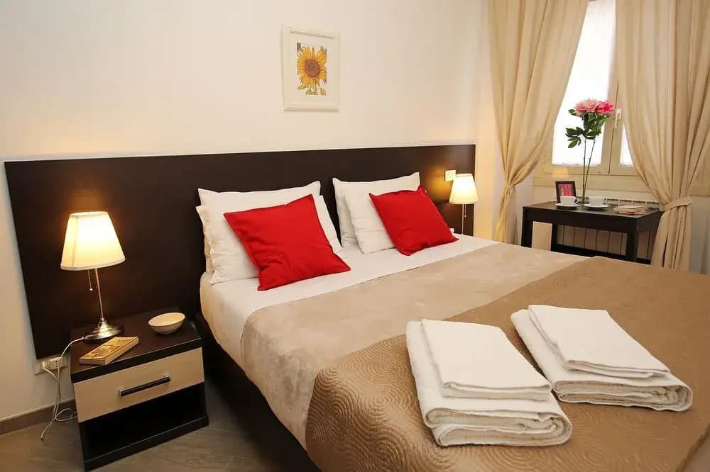 Great Central Apartment - photo 10