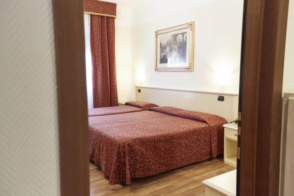 Hotel Villa Adele - photo 3