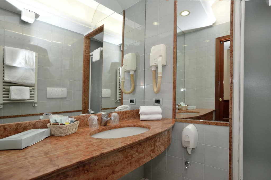 Hotel Hiberia - photo 25