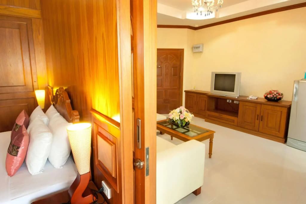 Taweeporn Resort - photo 6