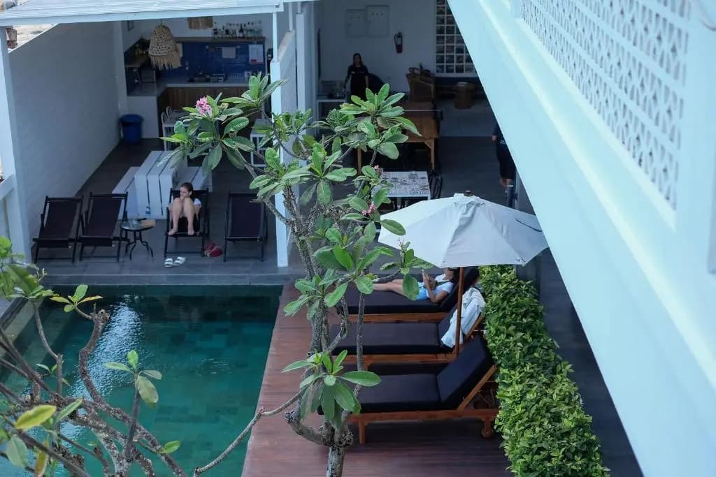 Dip & Doze Boutique Hostel - photo 6