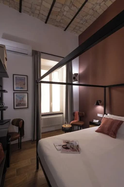 Style & Stone Guest House - photo 29