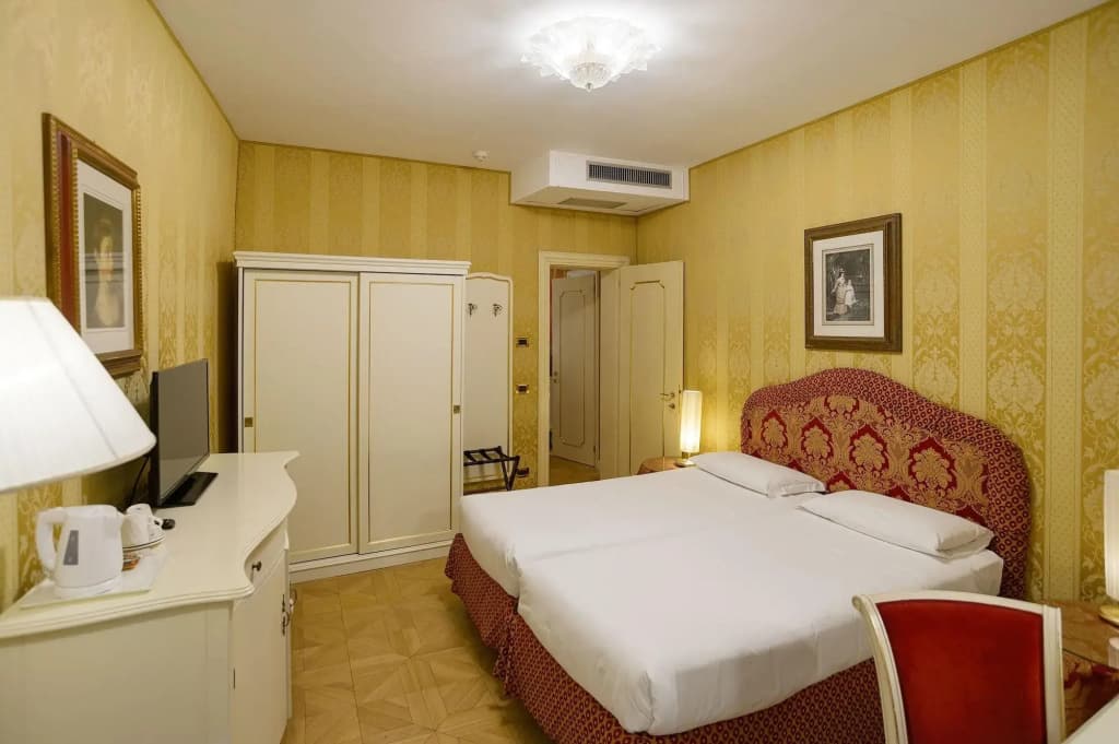 Hotel San Zaccaria - photo 20