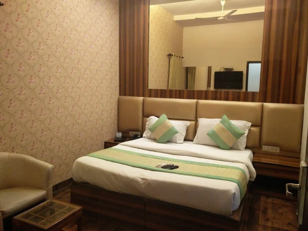 Rupam Hotel - photo 3