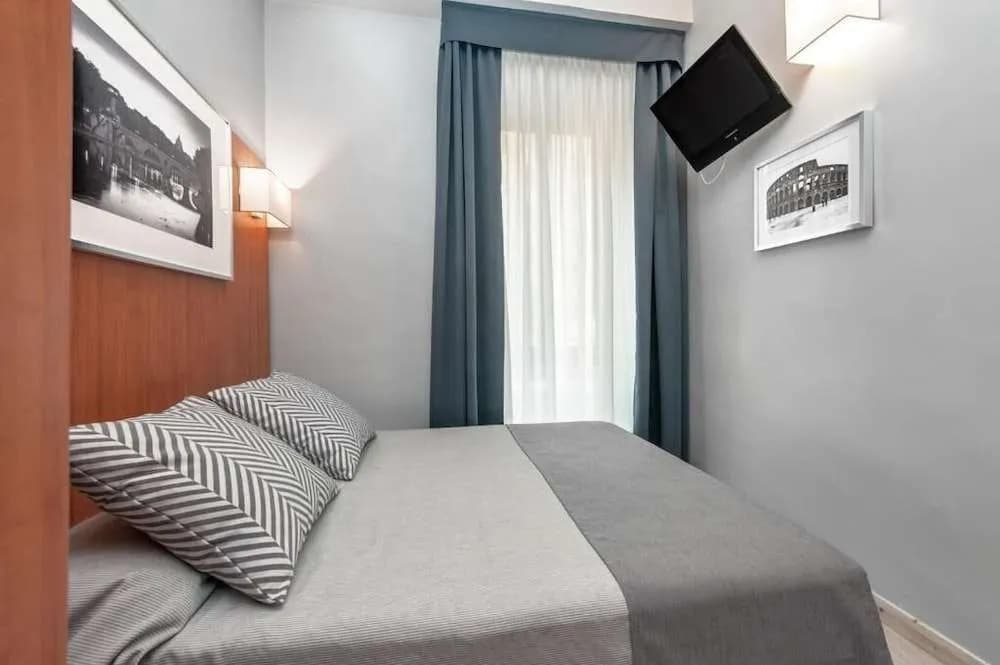 Hotel Reyes - photo 9