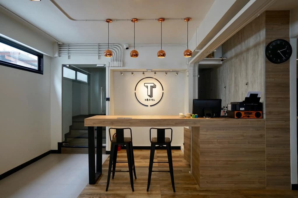 T Hostel at Victory Monument - photo 13