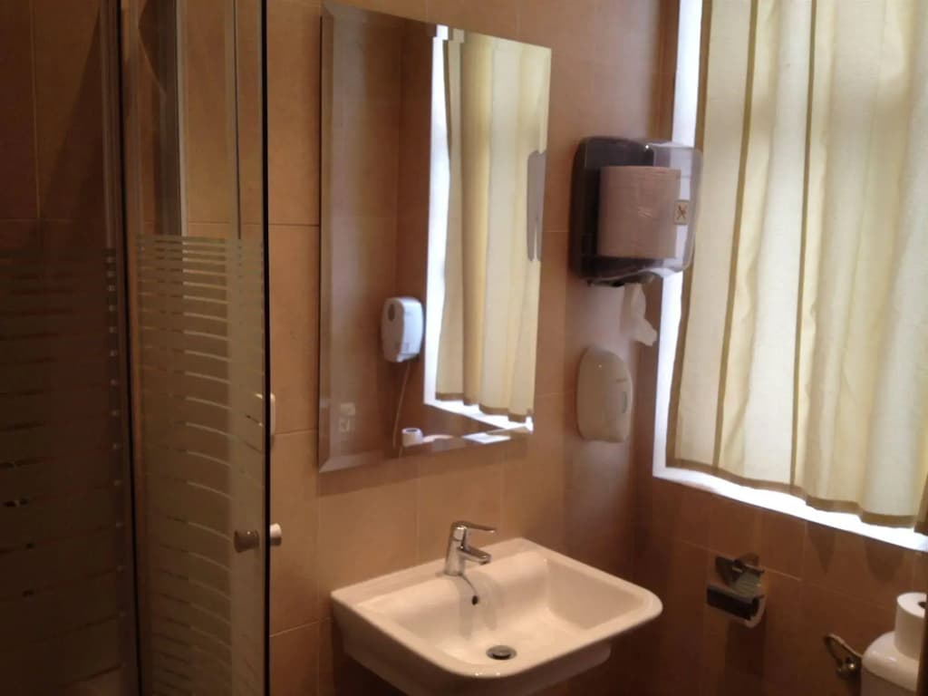 Hostal Principado - photo 7