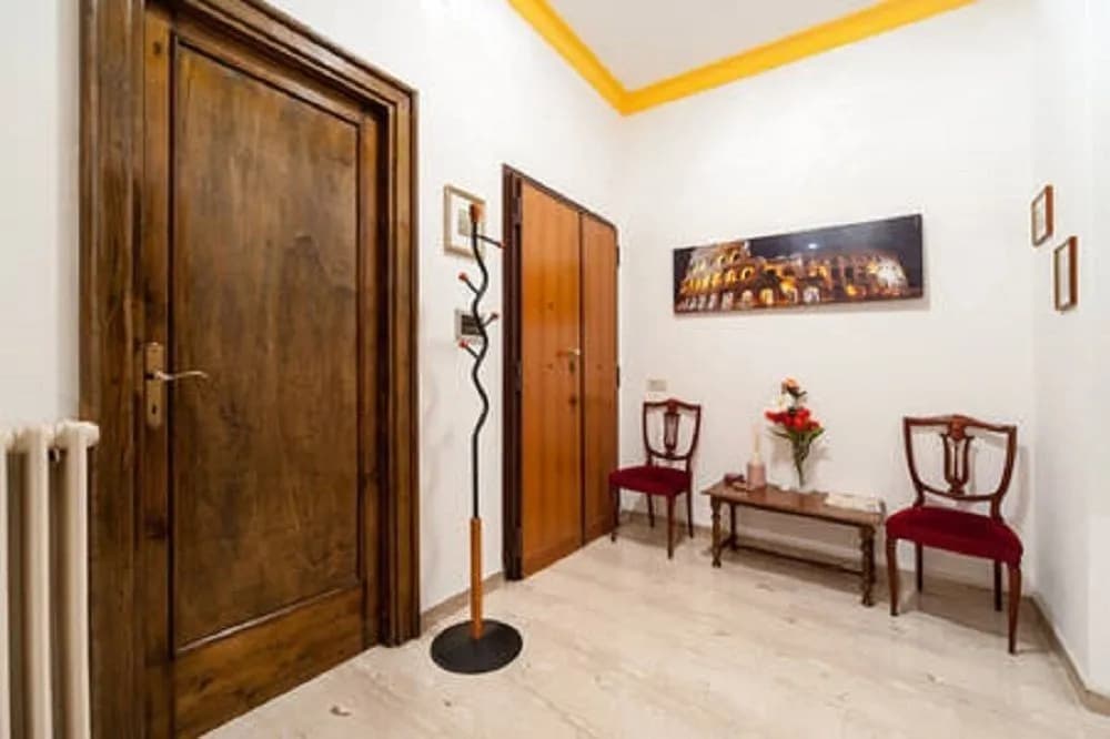 Holidays Apartment Colosseo - photo 4