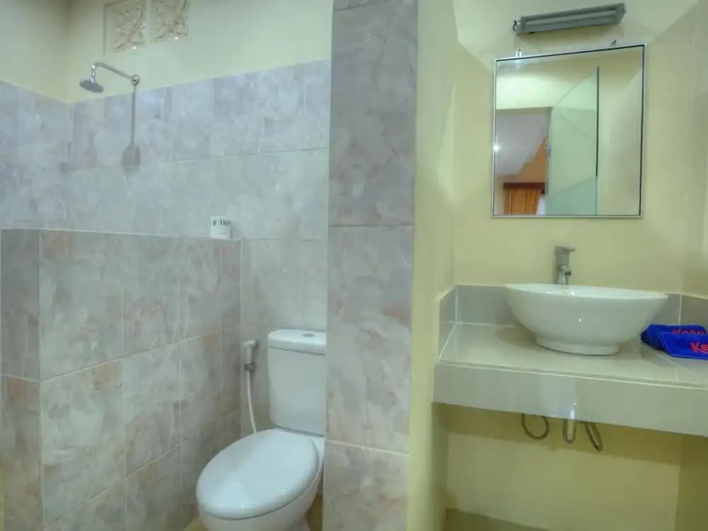 Kesumasari Beach Hotel - photo 8