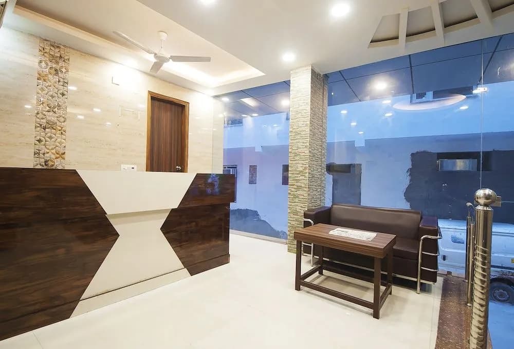Hotel SRV Palace - photo 1