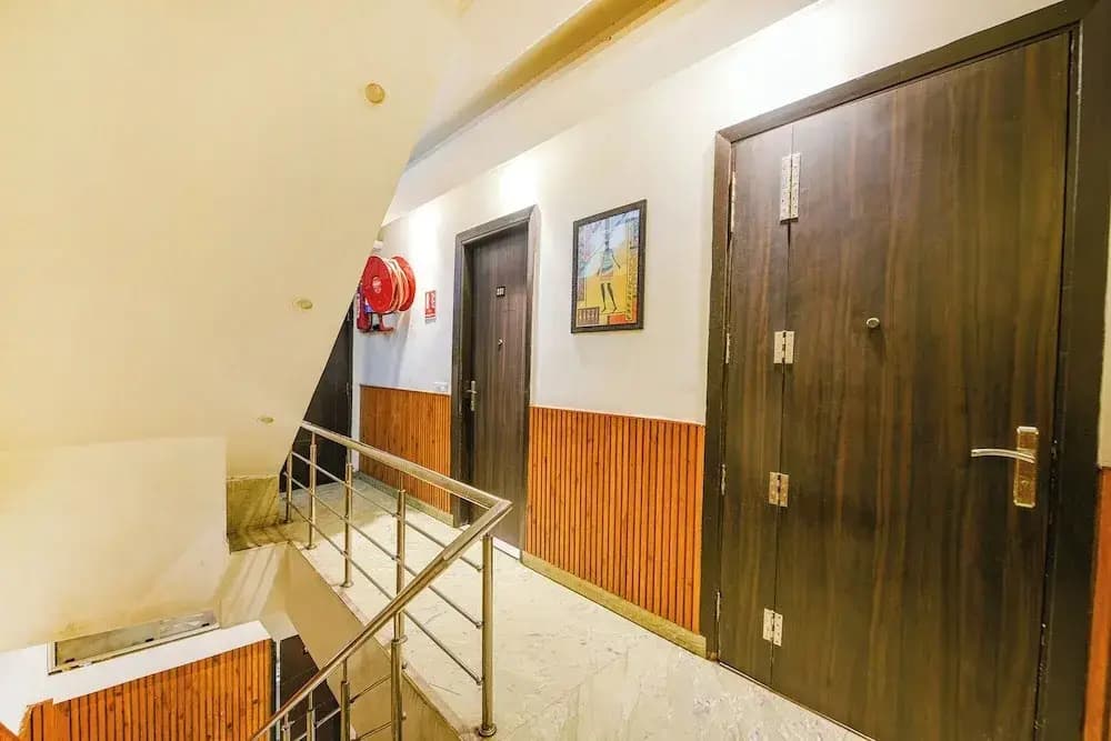 Fabhotel Shri Sai Dx - photo 12