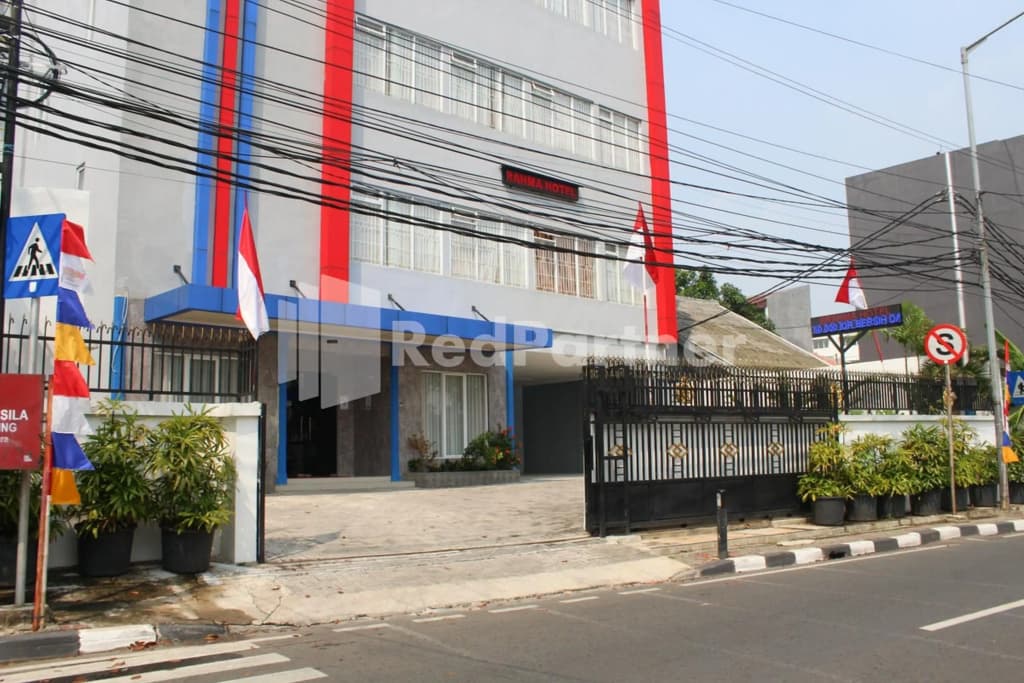 Brahma Hotel Redpartner - photo 1