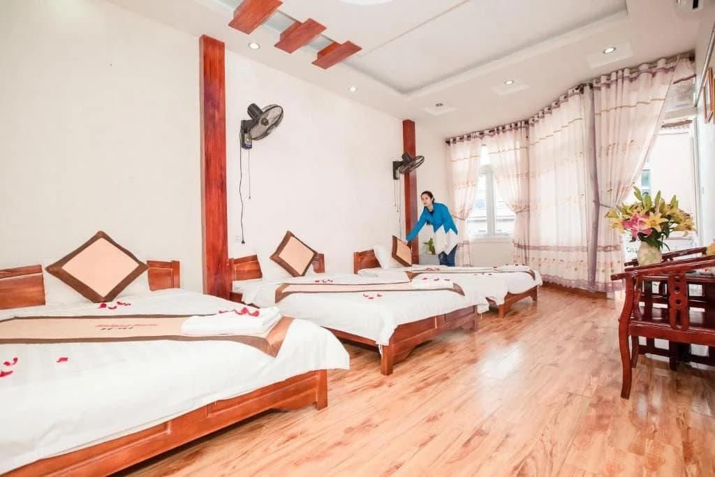 Halong Party Hostel & Hotel - photo 2