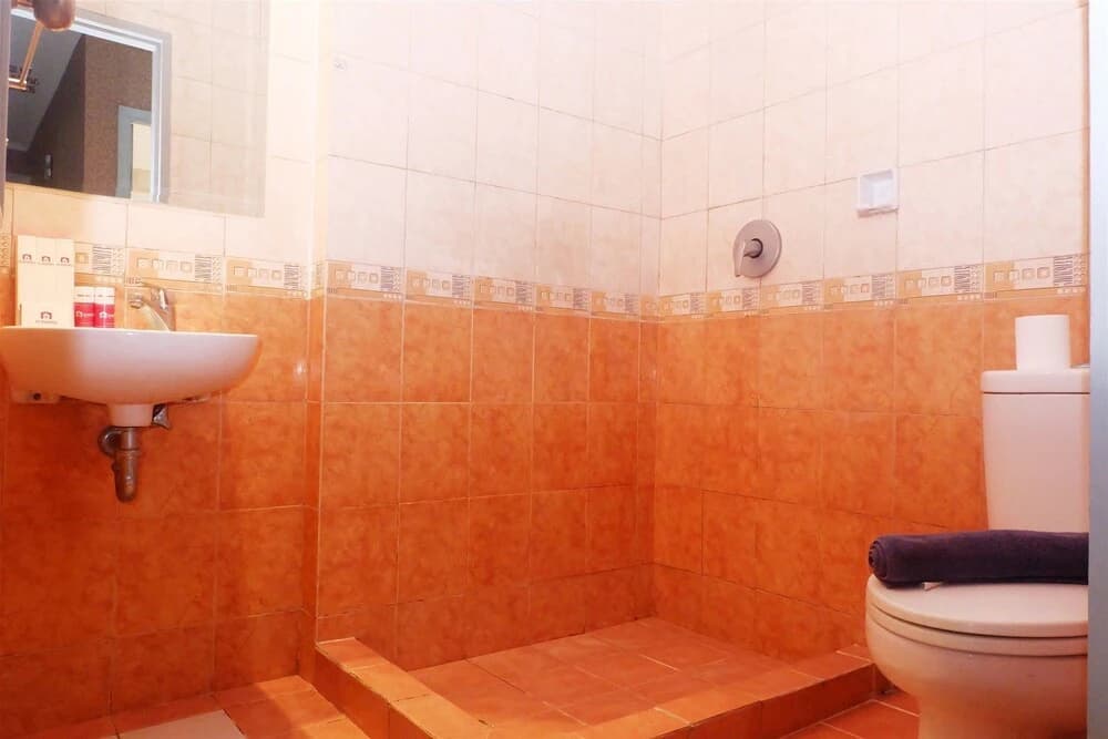Penthouse Level Apartment At Mall Of Indonesia (MOI) Gading - photo 6