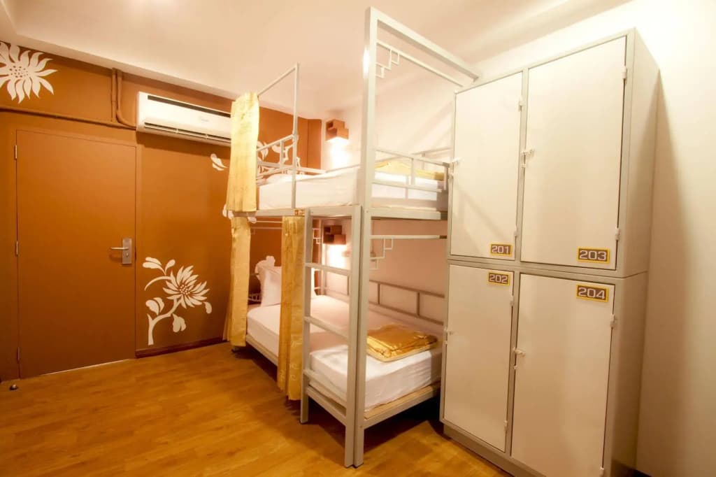 Chinatown Hostel - photo 4