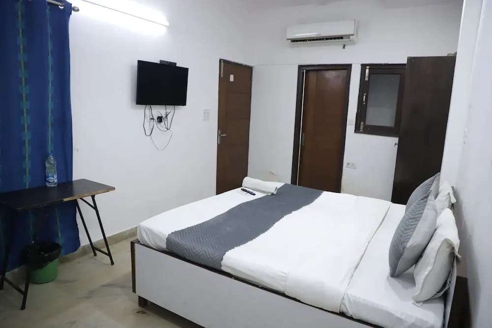 Pearl Residency Inn - photo 13