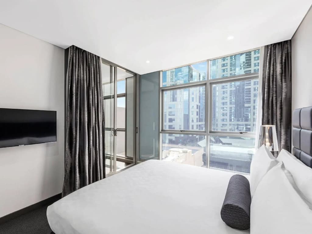 Meriton Suites North Sydney - photo 4