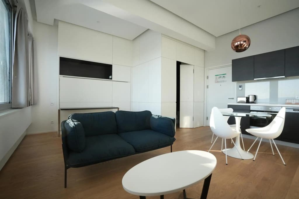 Exclusive 1-bedroom apartment - photo 2