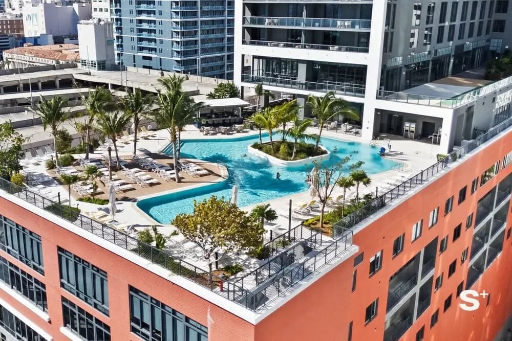 Miami Luxury Studio With City View - photo 8