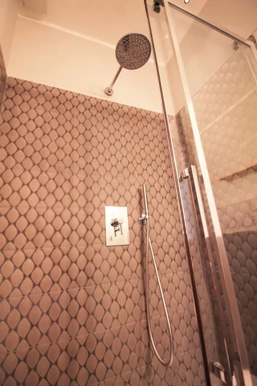Colosseo Topnotch Apartment - photo 9