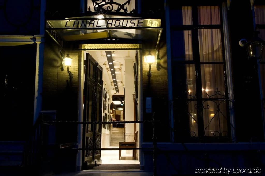 Canal House - photo 1