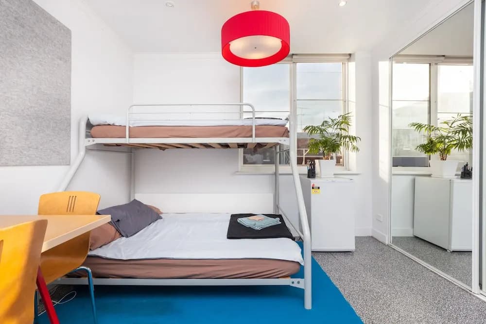 HENRIETTA, Carlton Studio Apartment - photo 3