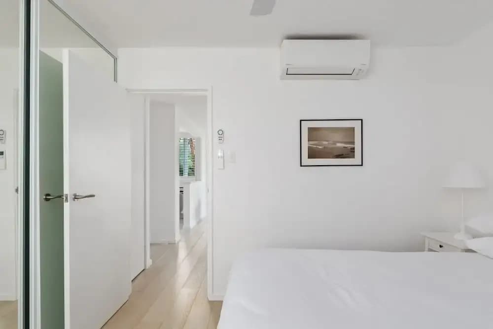 Chic 1-bed Apartment by Balmoral Beach - photo 3