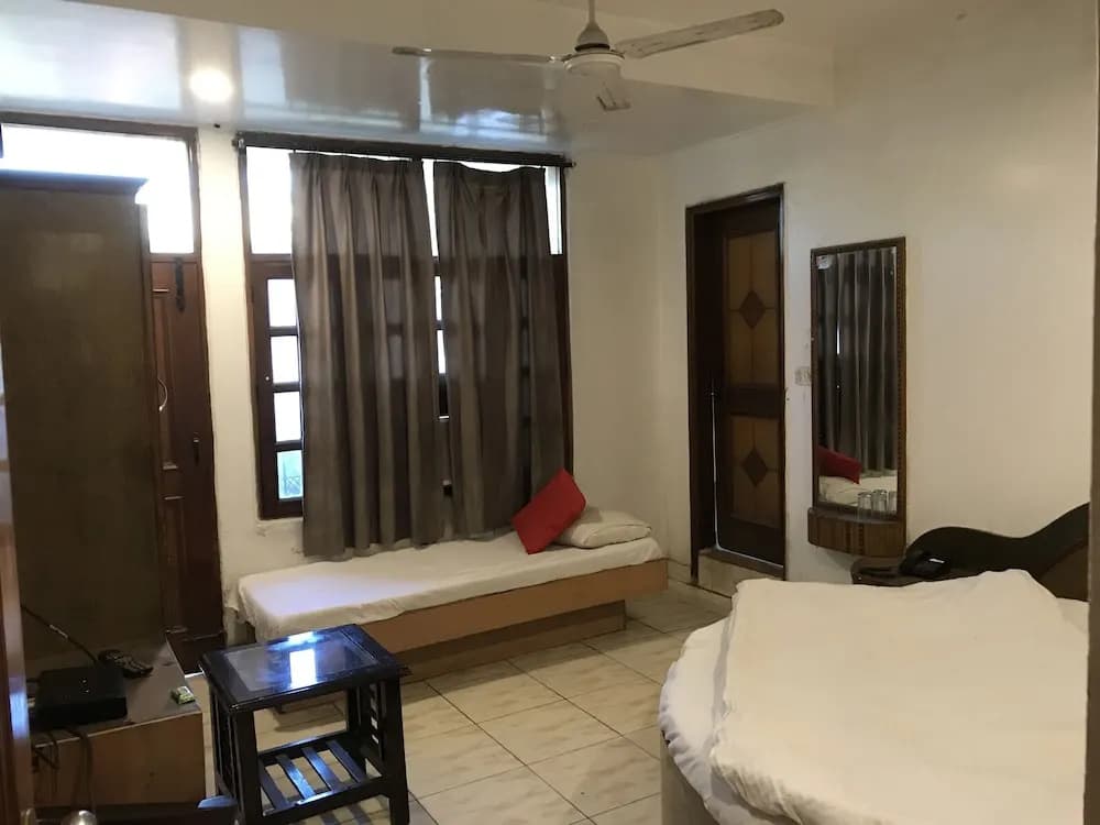 Hotel Rachana Tourist - photo 6