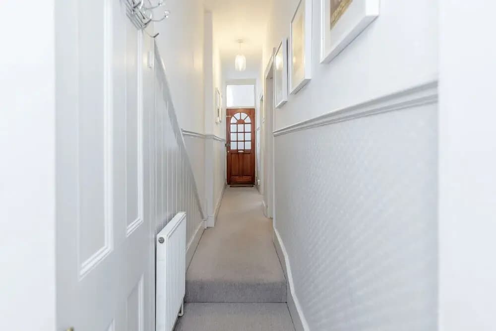 Clapham 2Bed with Patio by BaseToGo - photo 9