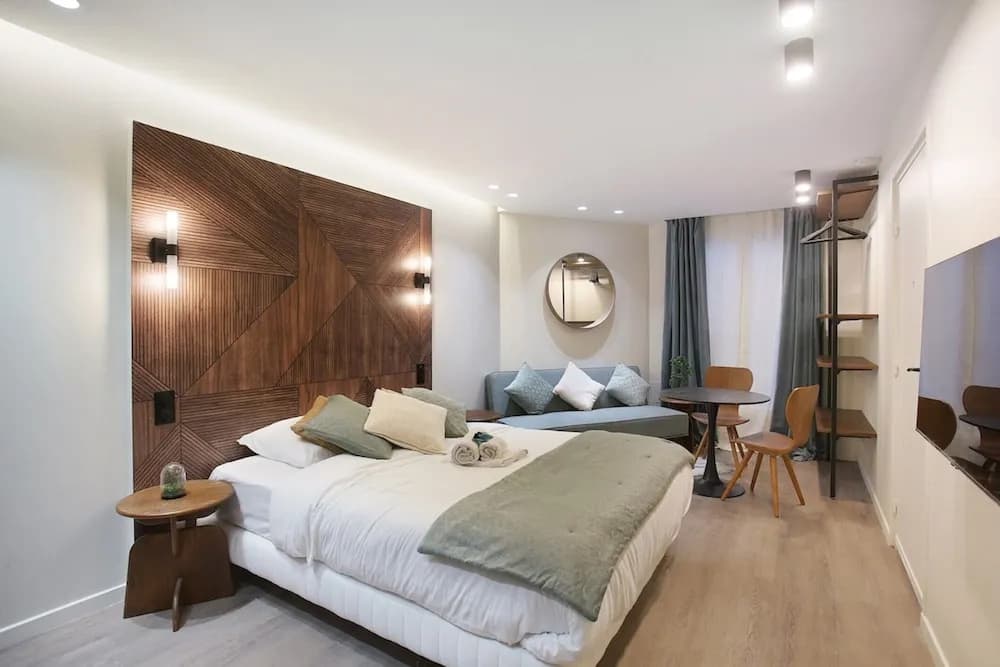 Modern Suite Center of Paris Montmartre - photo 7