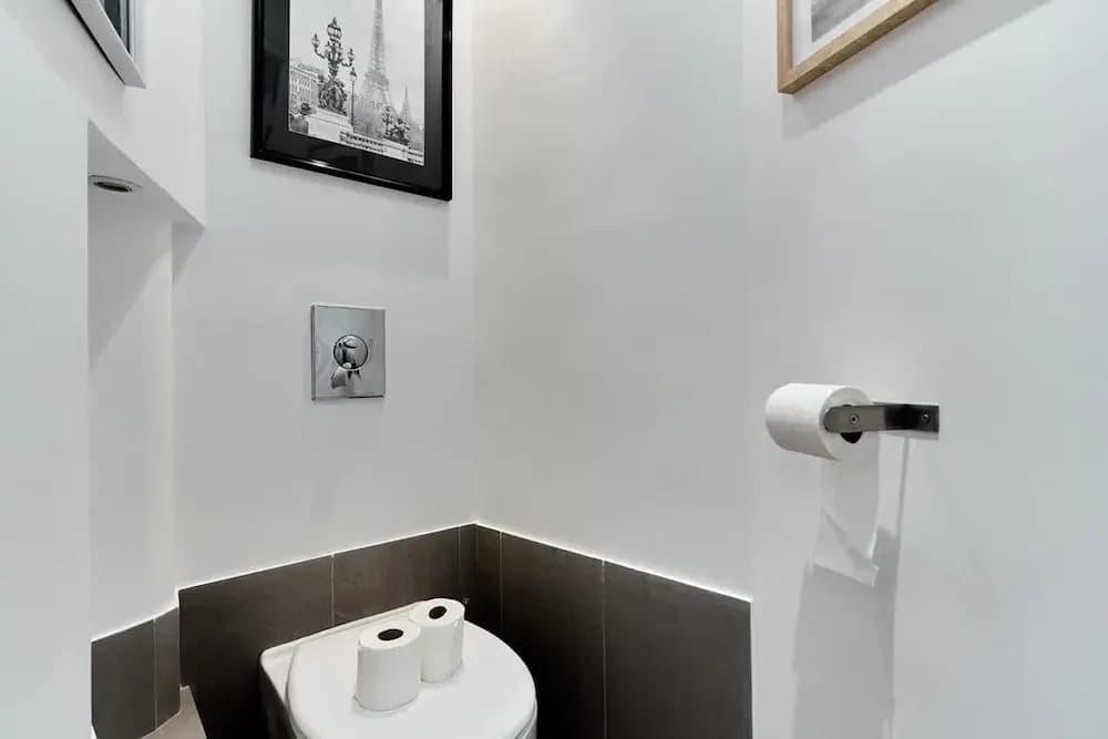 Charming 1 Bedroom Apartment Eiffel Tower - photo 6
