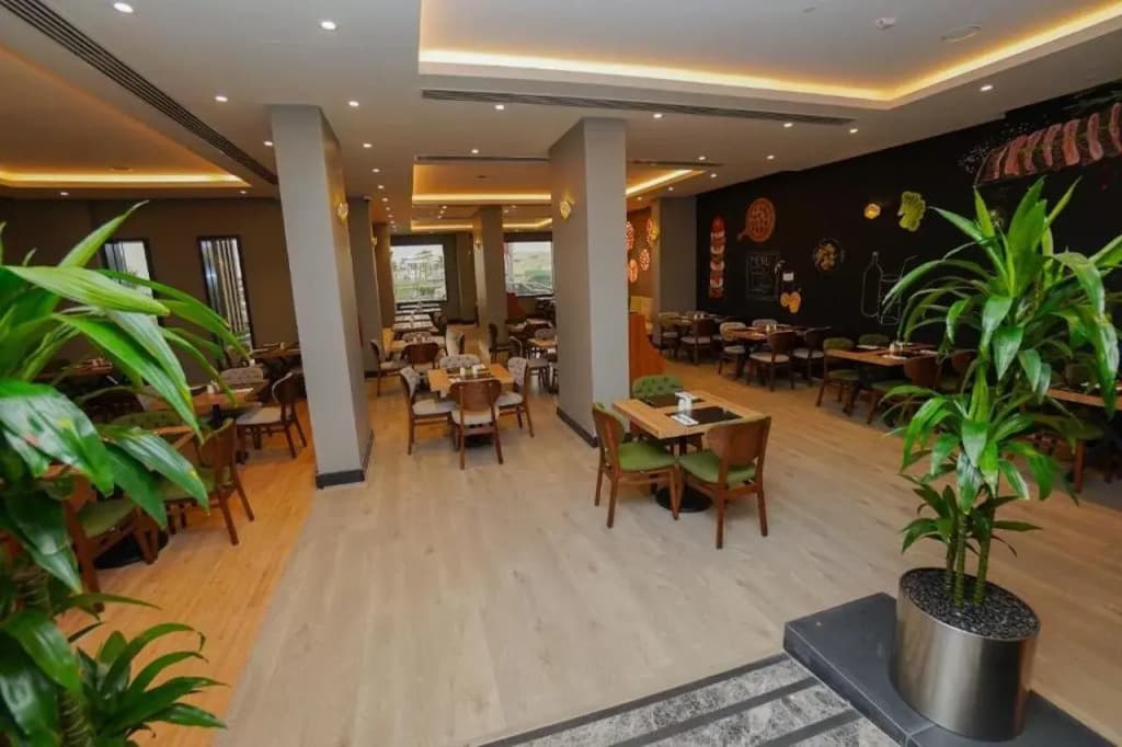 The Grand Lux - photo 14