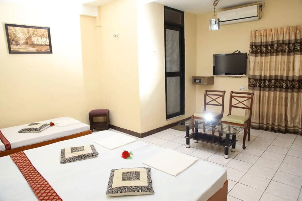 Brighten  Hotels - photo 3