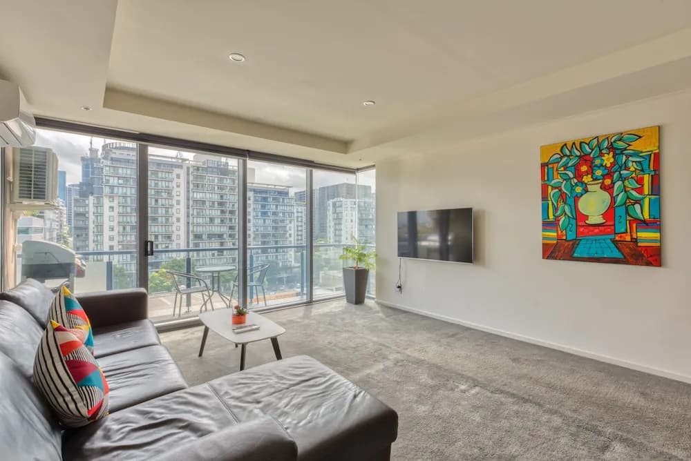 South Melbourne 2 Bed Parking - photo 10