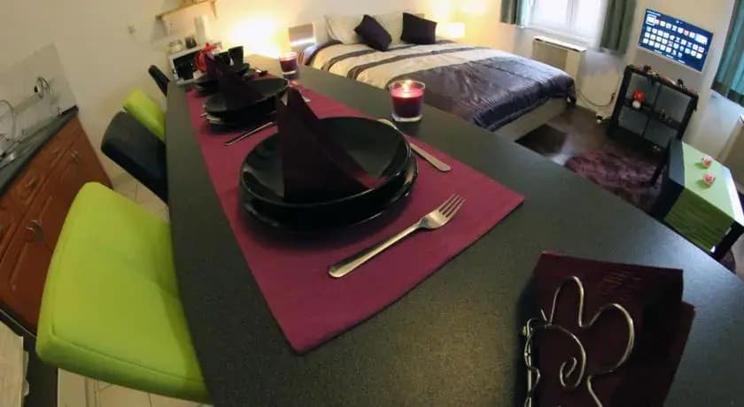 Icons Apartments - photo 2