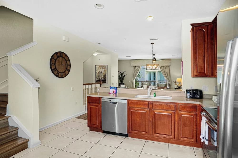 Spacious Townhome W/patio & Garage! Sleeps10 - photo 31