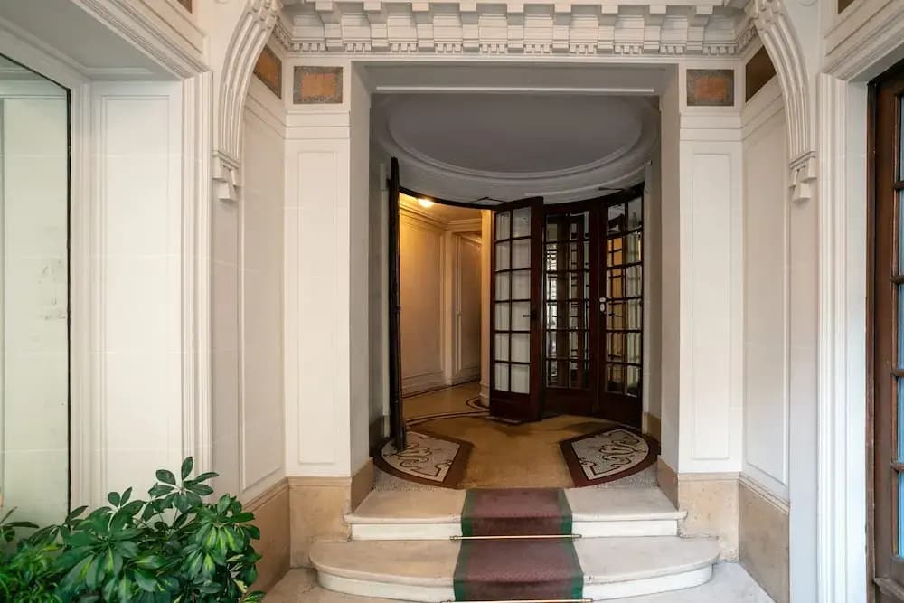 White Sacr I Beautiful 2-bedroom in Montmartre - photo 37